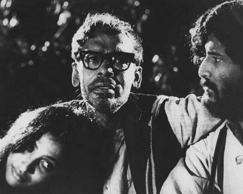শাঁওলি মিত্র